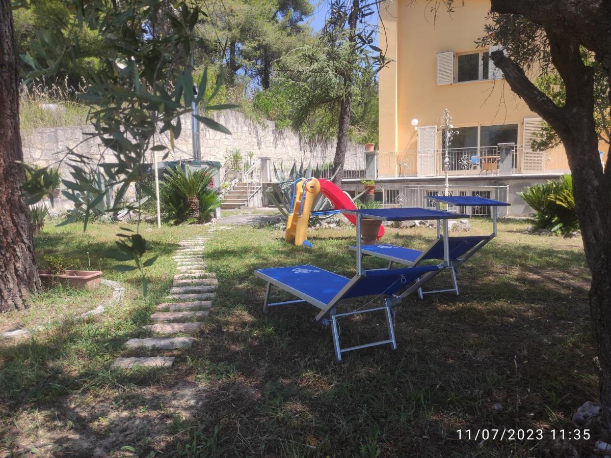 مبيت وإفطار أسكولي بيتشينو Parco Dei Gelsomini المظهر الخارجي الصورة